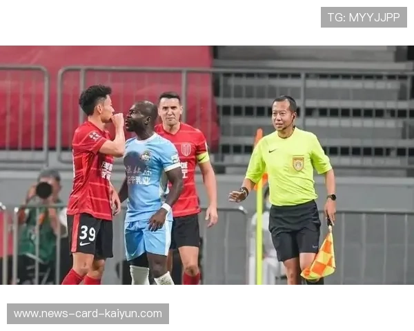 成都蓉城外援独中两元,主场不败继续 成都蓉城外援独中两元,主场不败继续