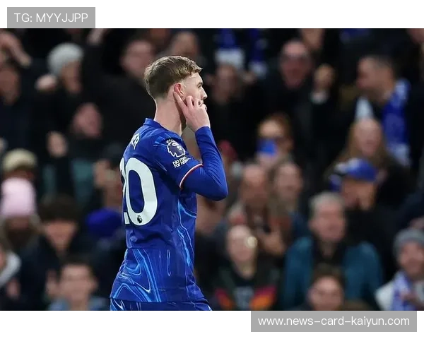 切尔西年轻锋线连续突破，冲击对方心脏